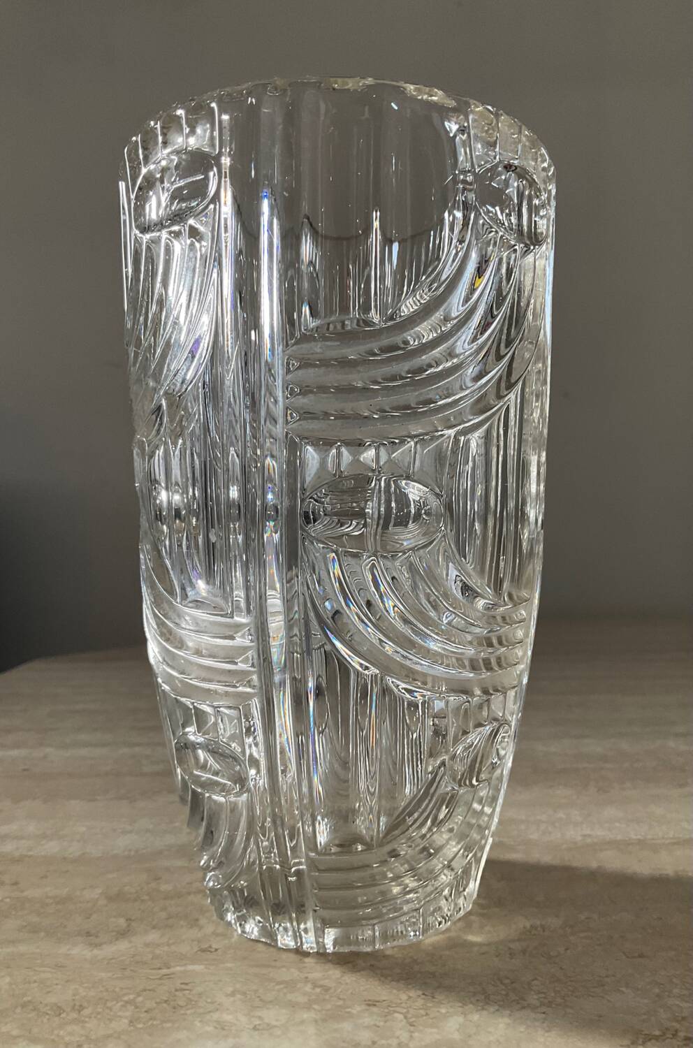 Vase Art Déco en cristal ciselé