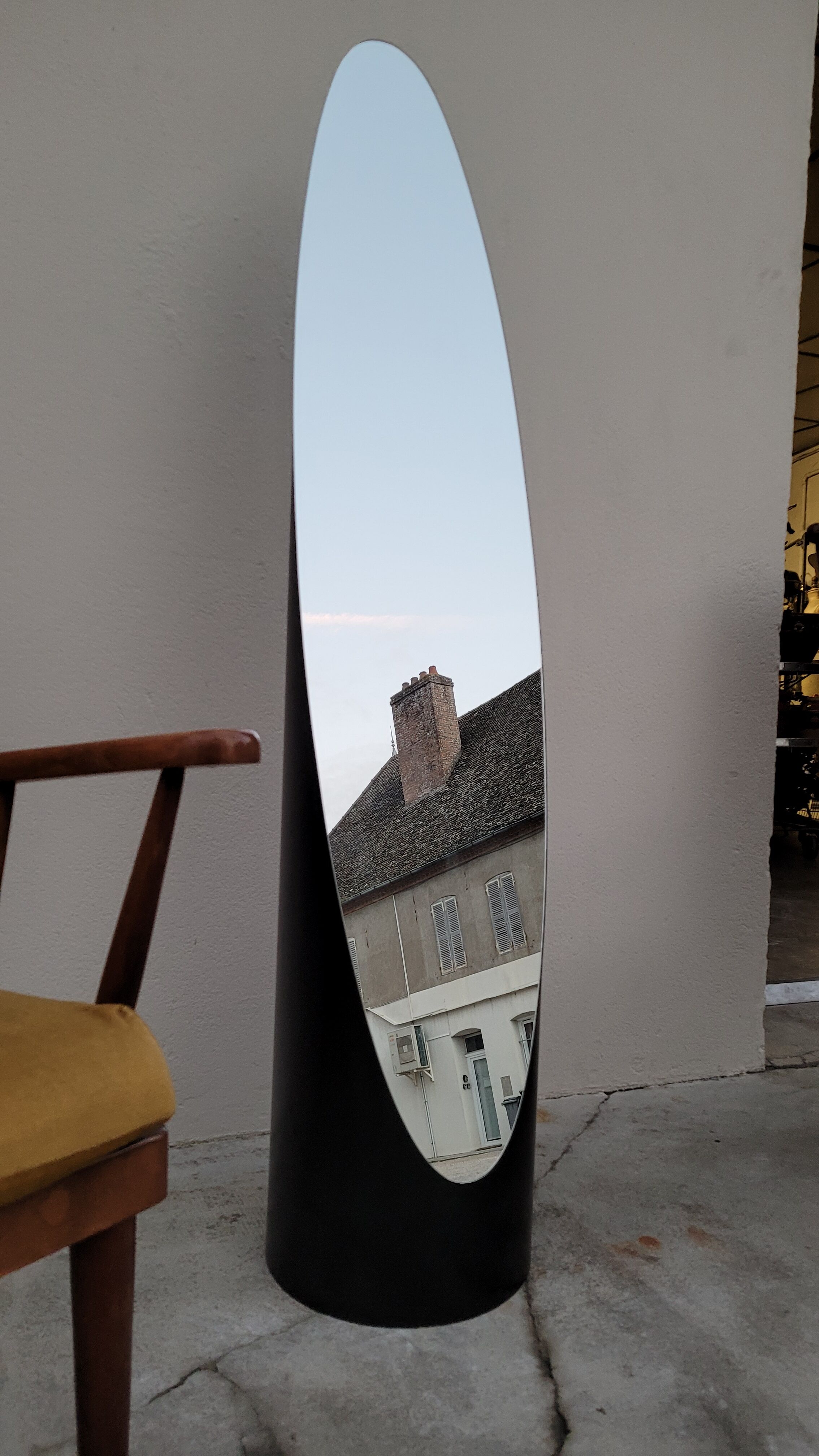 Vintage psyche mirror on foot 1980