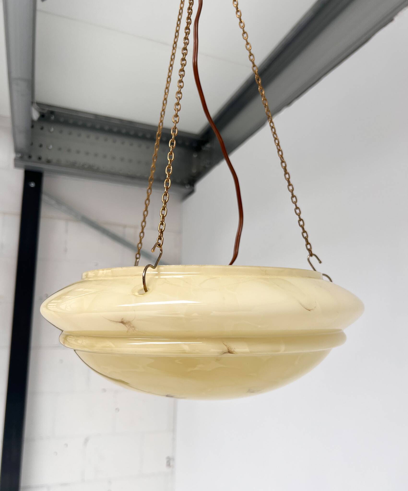 Art Deco bowl lamp with marble pattern from the 1930s