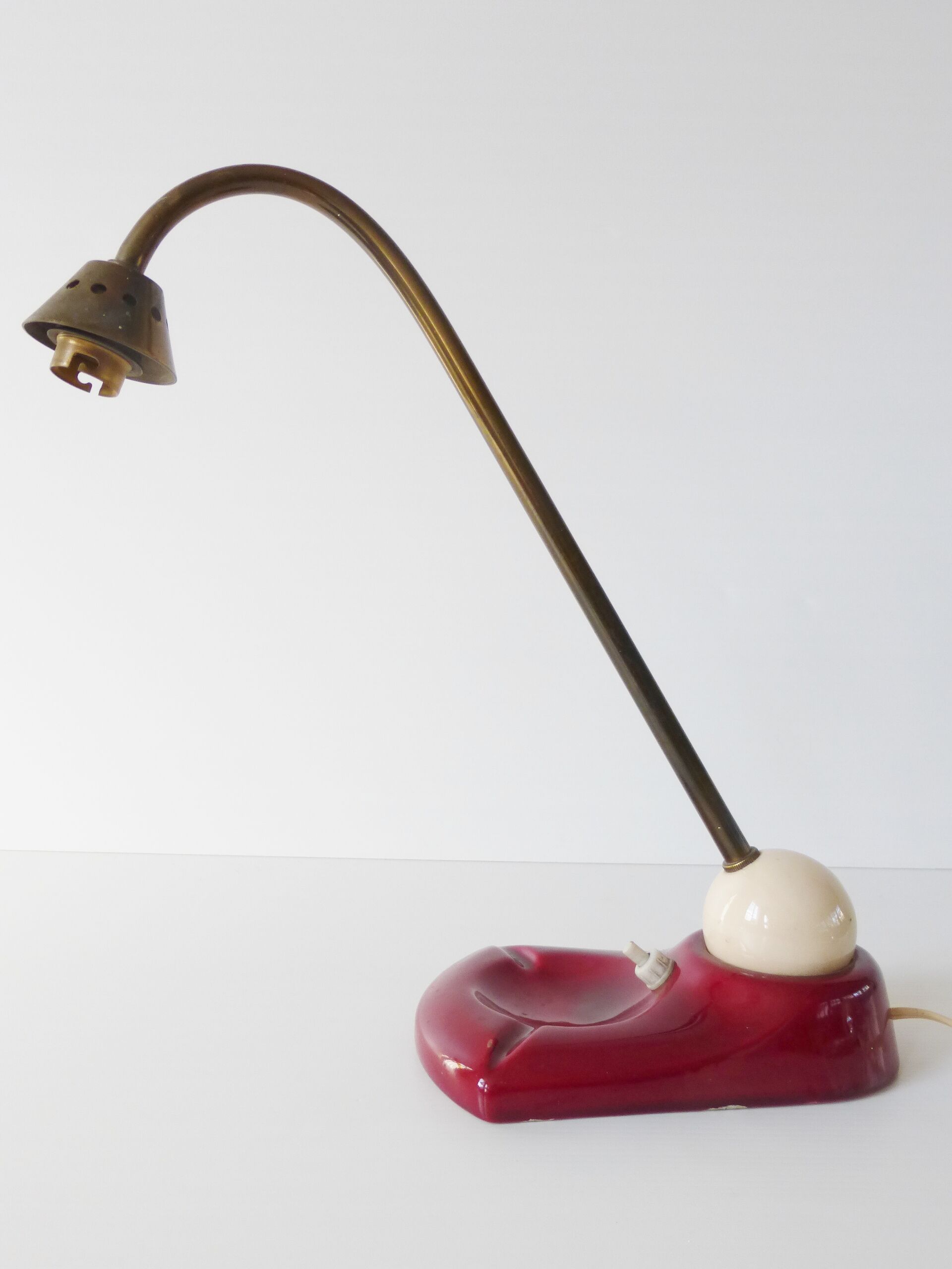 Exceptional ashtray lamp ceramic white and bordeaux 1950 vintage rockabilly 50's lamp