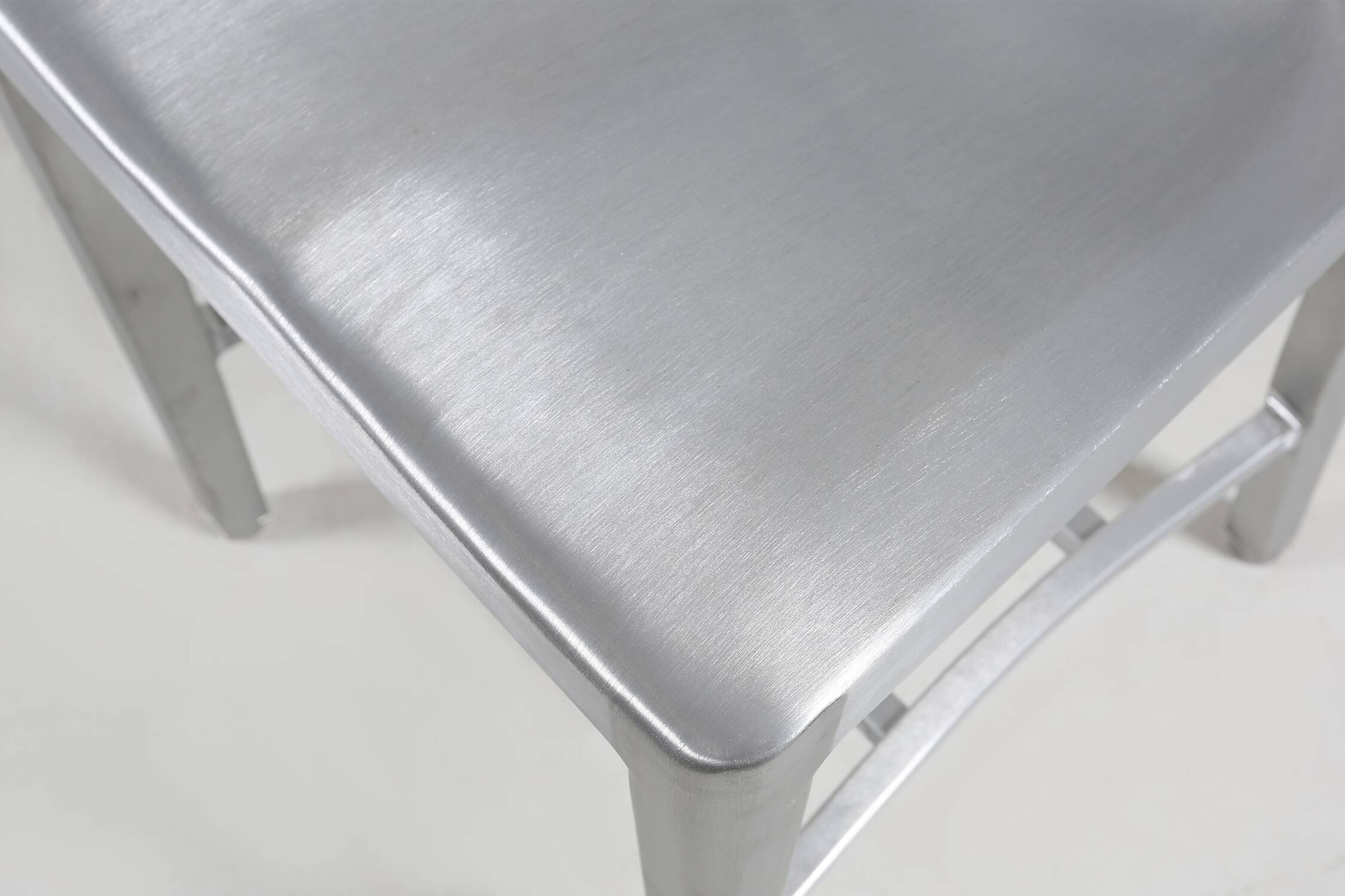 Vintage aluminium Emeco Navy chair in good condition