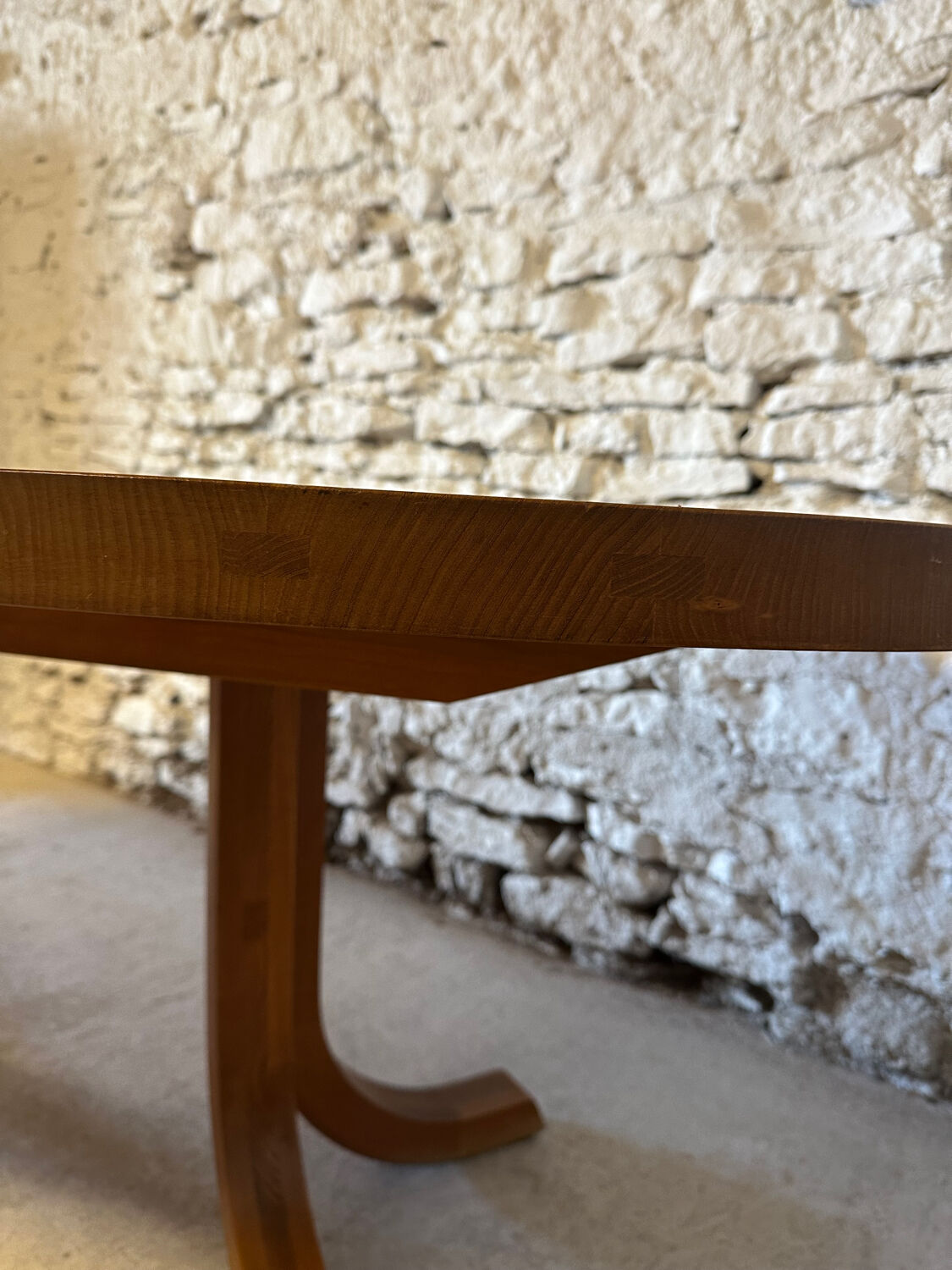 T40 dining table by Pierre Chapo