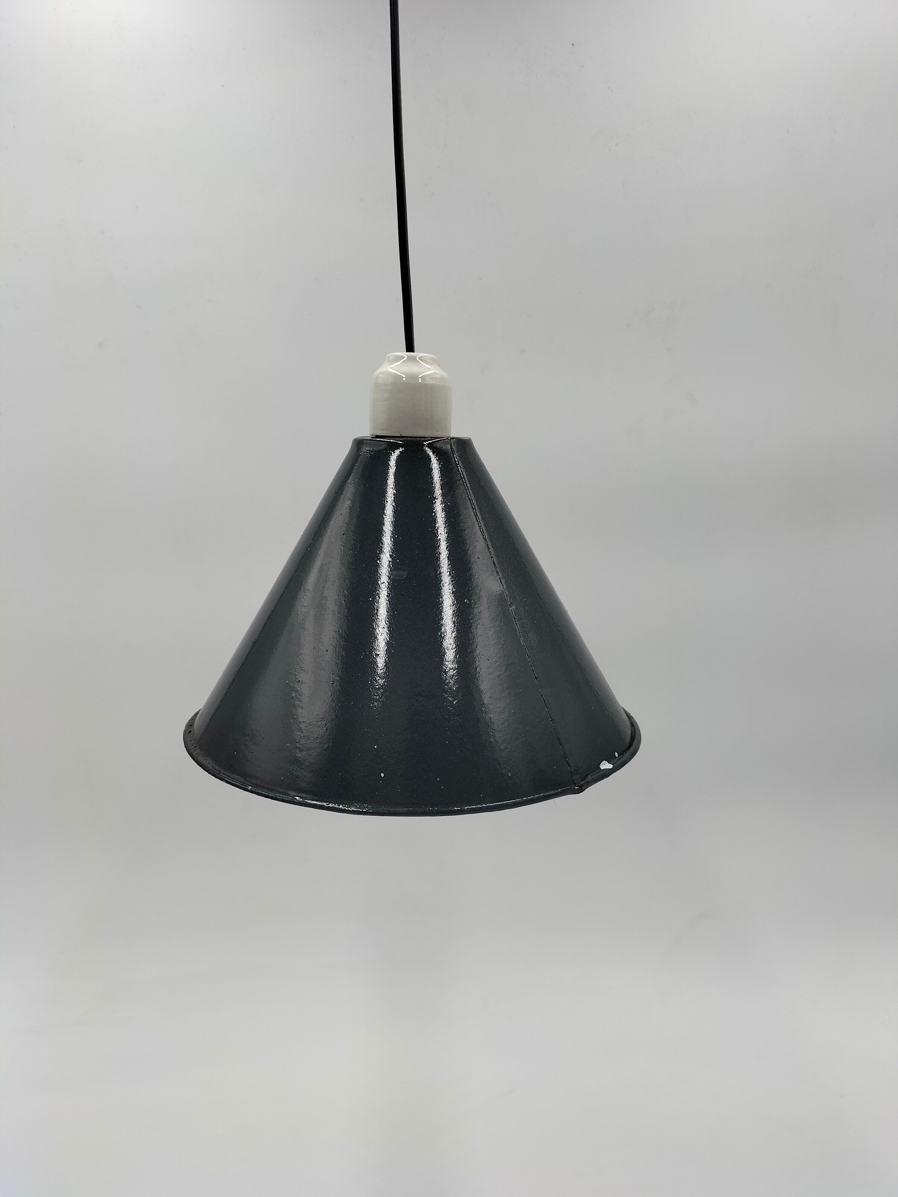 Industrial enamelled cone