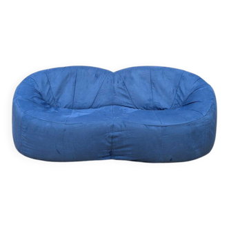 Blue pumpkin canapé