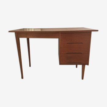 Scandinavian desk