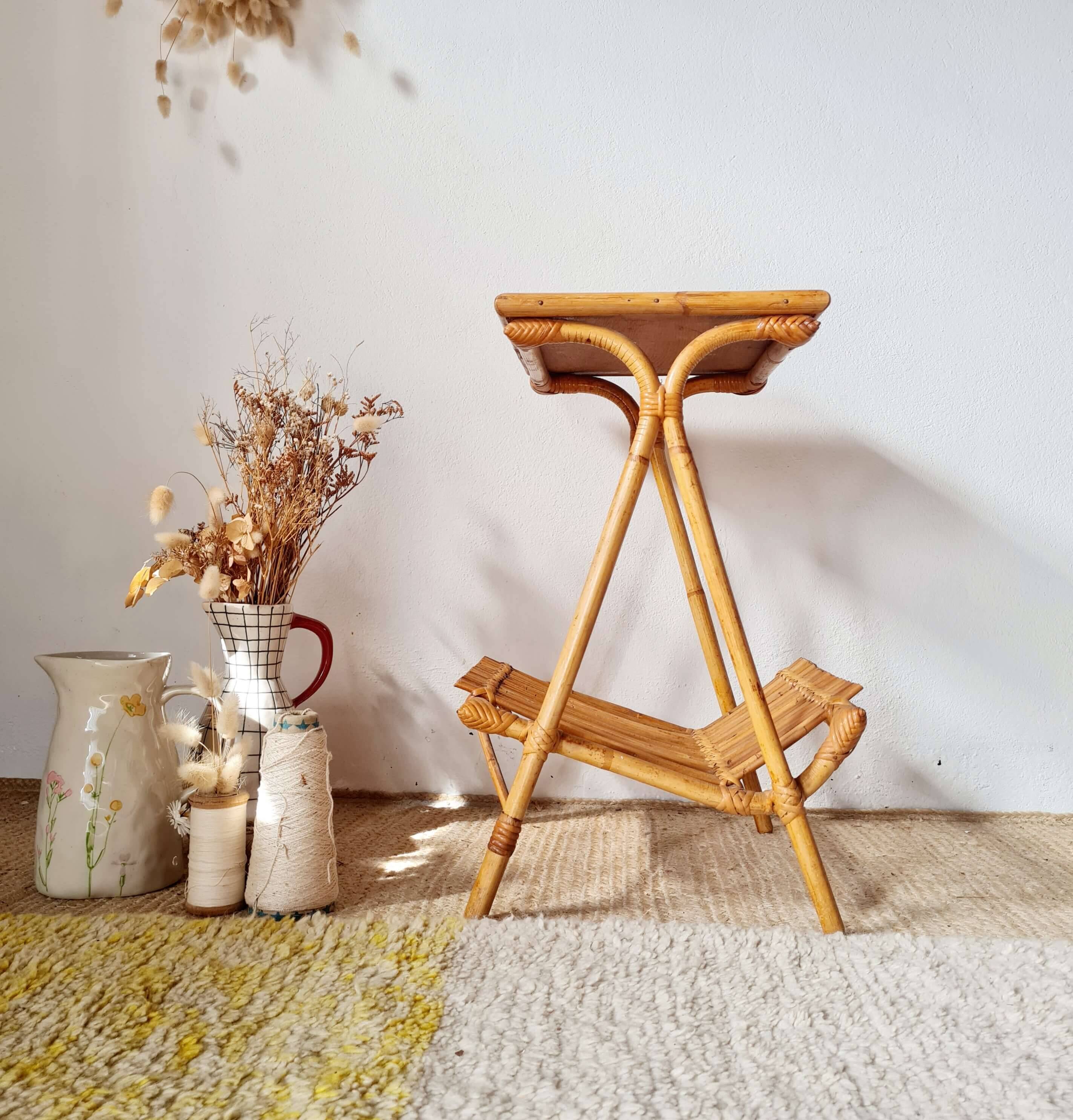 Side table magazine rack in rattan - 1960s design