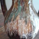 Vintage vase with 2 handles