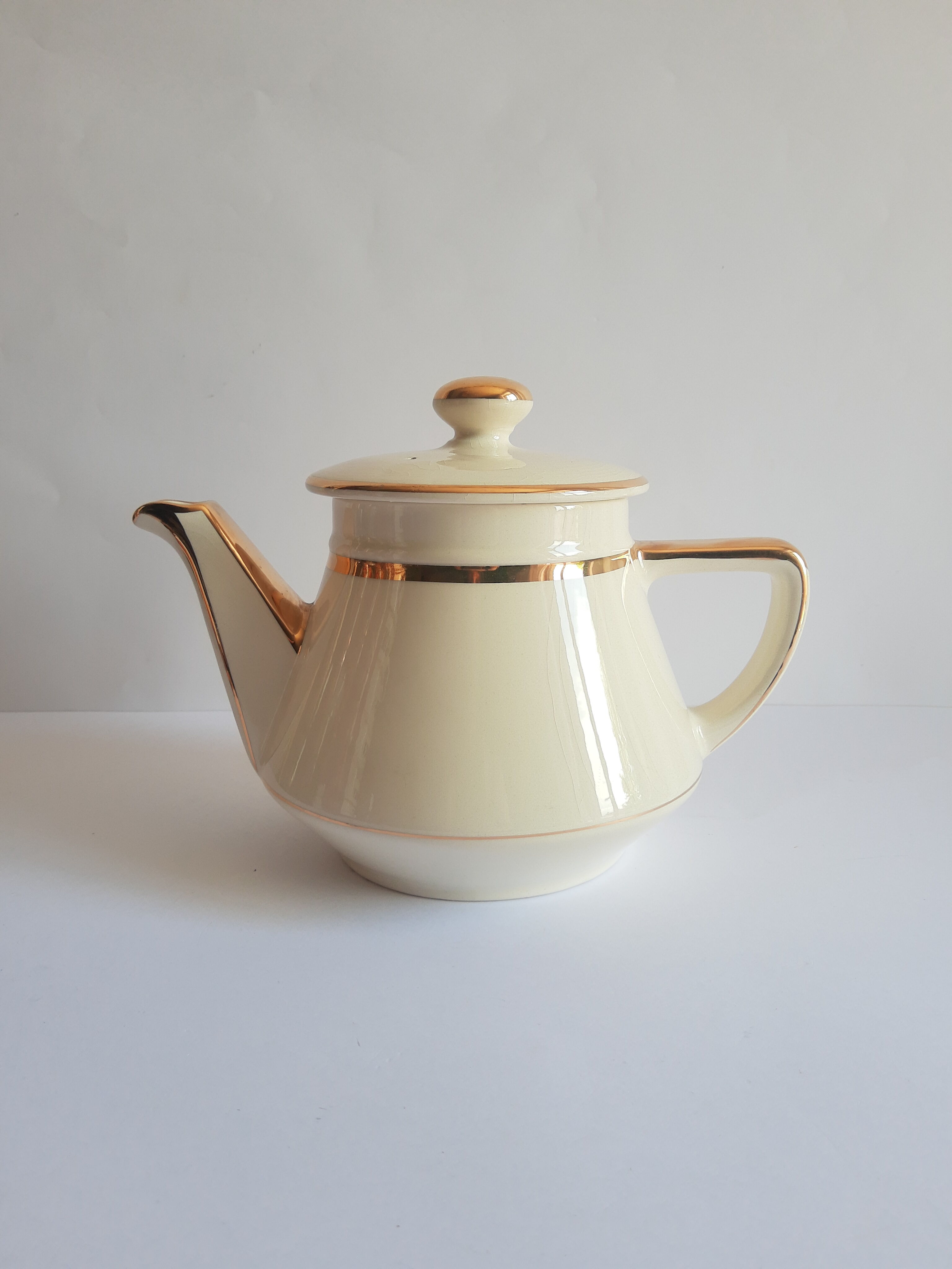 Vintage Villeroy and Boch earthenware coffee pot