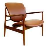 Dänischer Moderner Sessel aus Teakholz und braunem Leder von Finn Juhl für France and Son