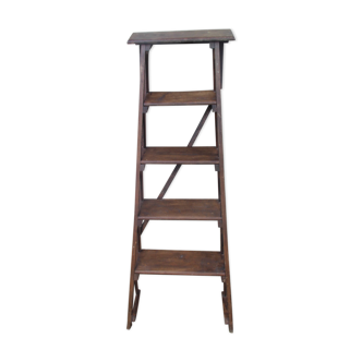 Wooden stepladder for decoration