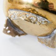Cache-pot vintage en laiton sur pieds avec anses