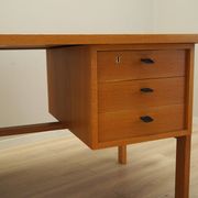 Bureau en frêne, design danois, années 1960, designer : Svend Age Madsen