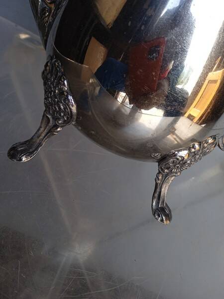 Coffee / teapot in silver metal St Louis XV