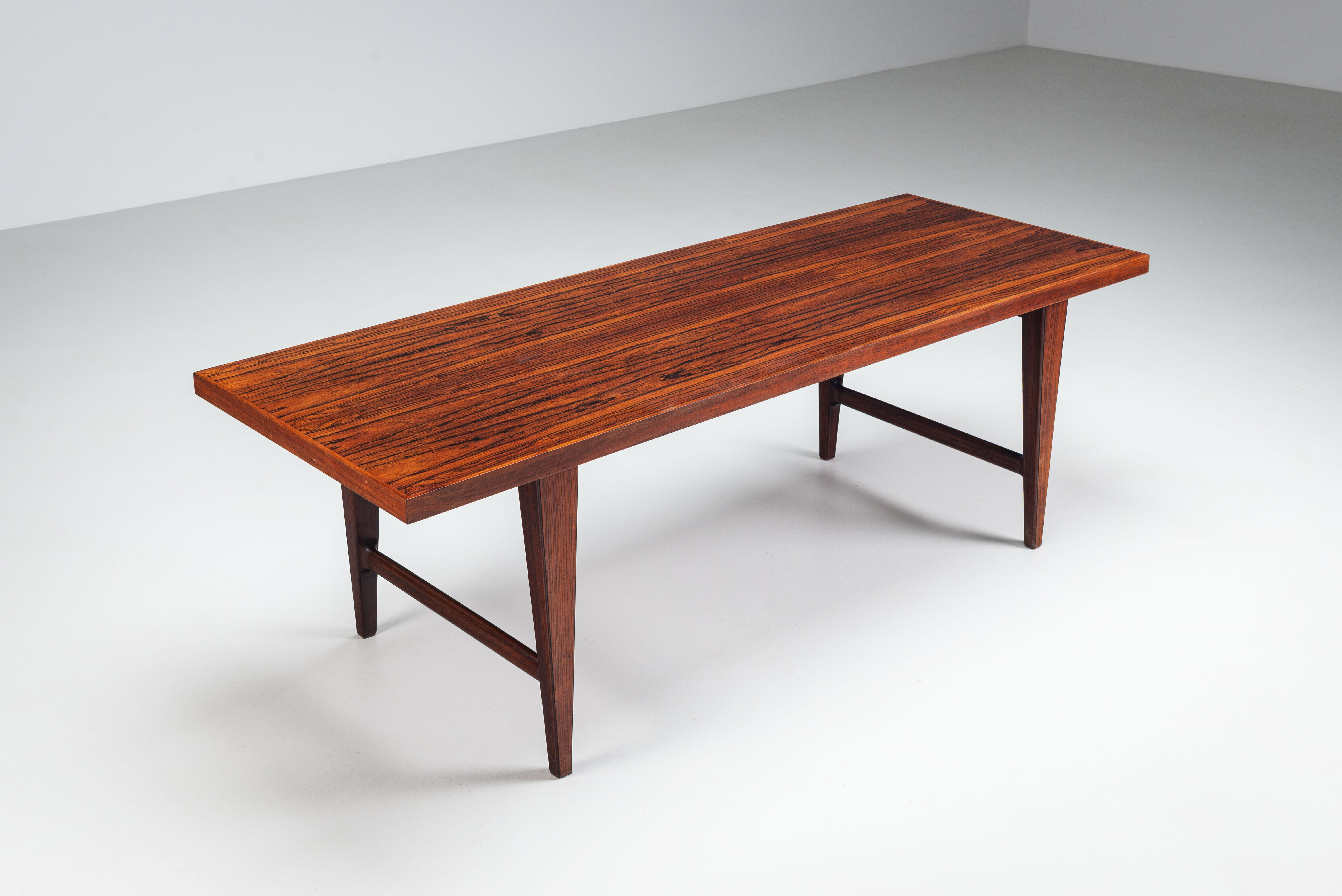 Table basse en palissandre d'Edmund Jørgensen