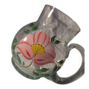 Pichet décoratif avec motif floral