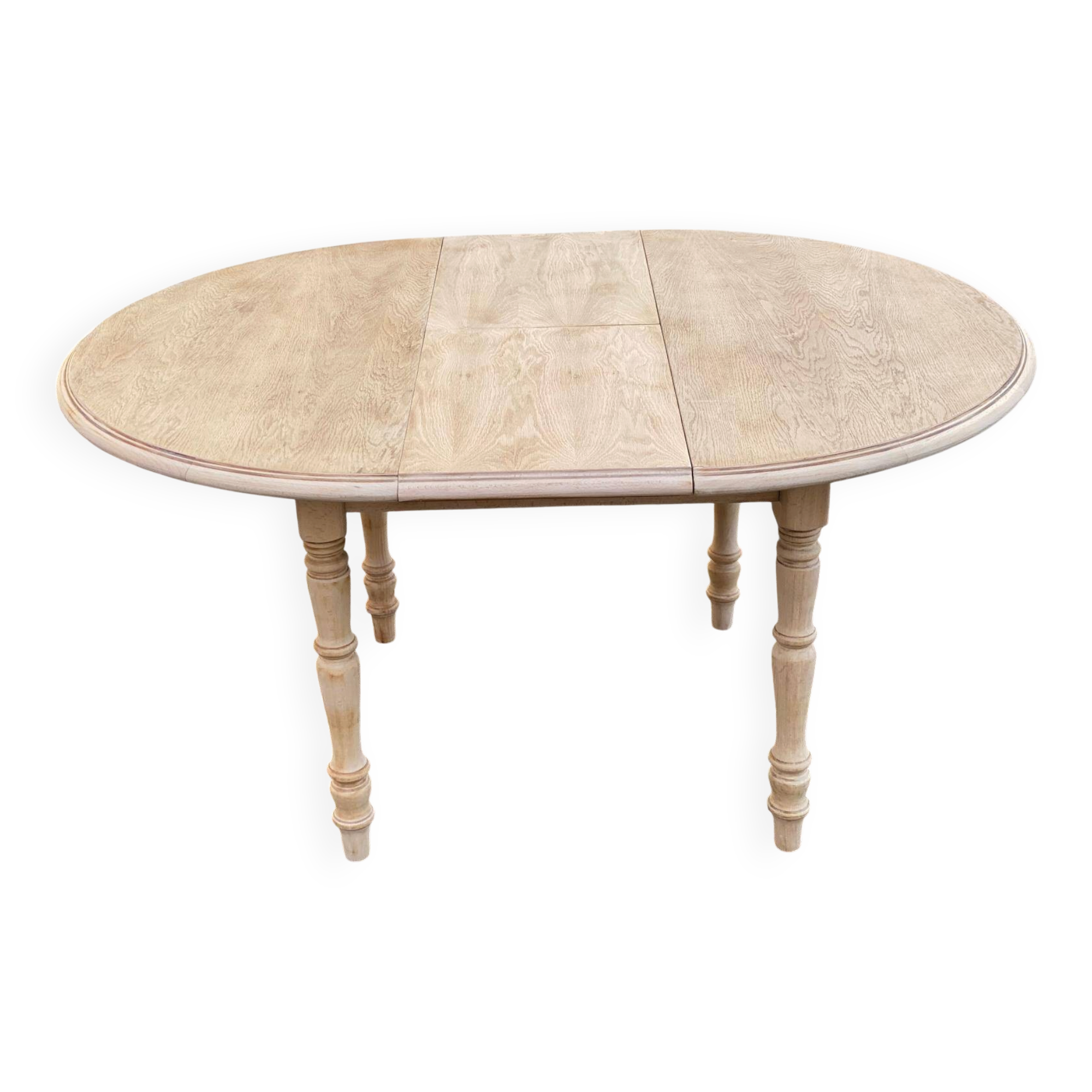 Renovated Louis Philippe round extendable dining table 115cm for 6 people.