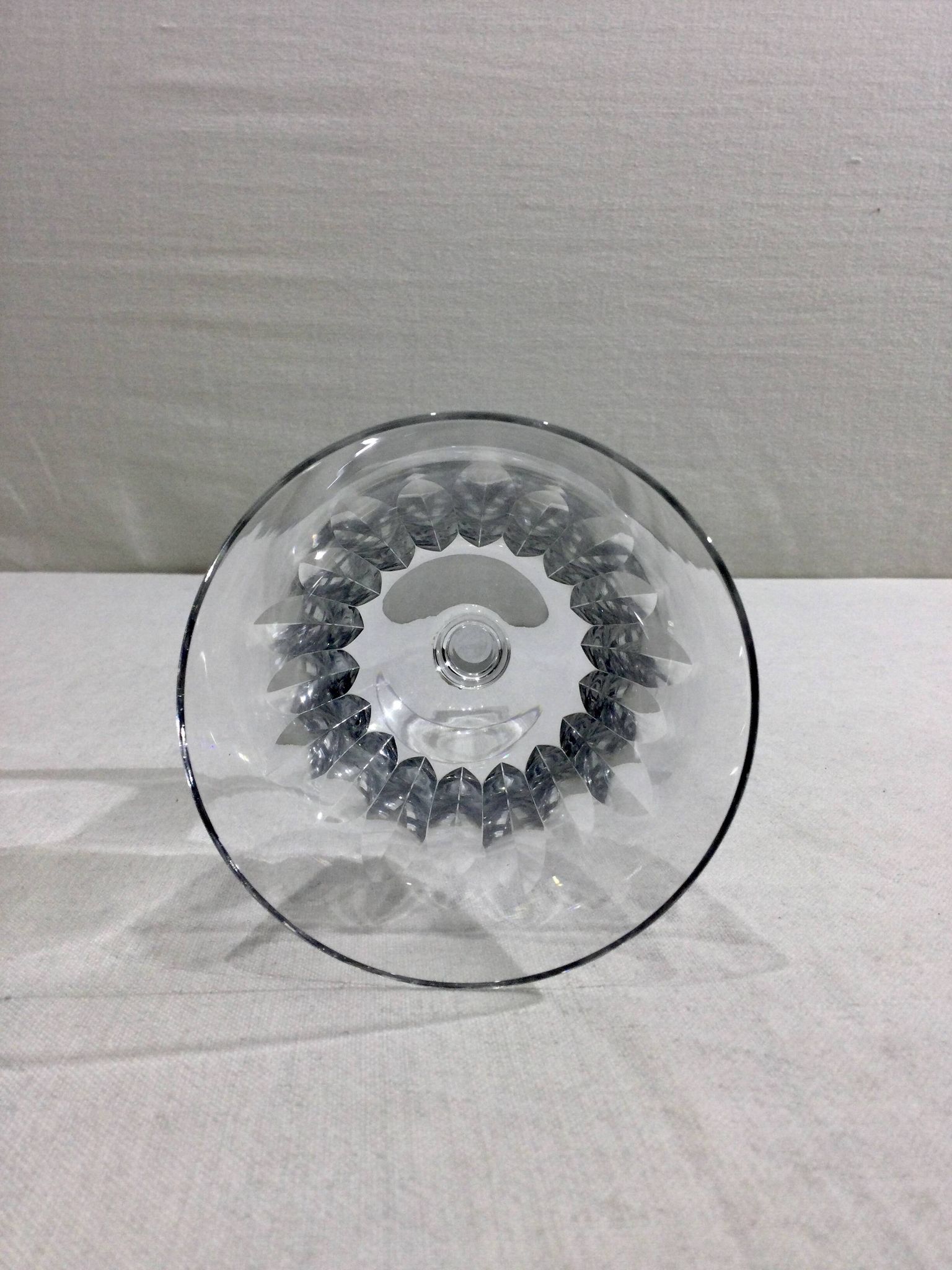 Baccarat – 12 white wine glasses in Baccarat Crystal Casino Model