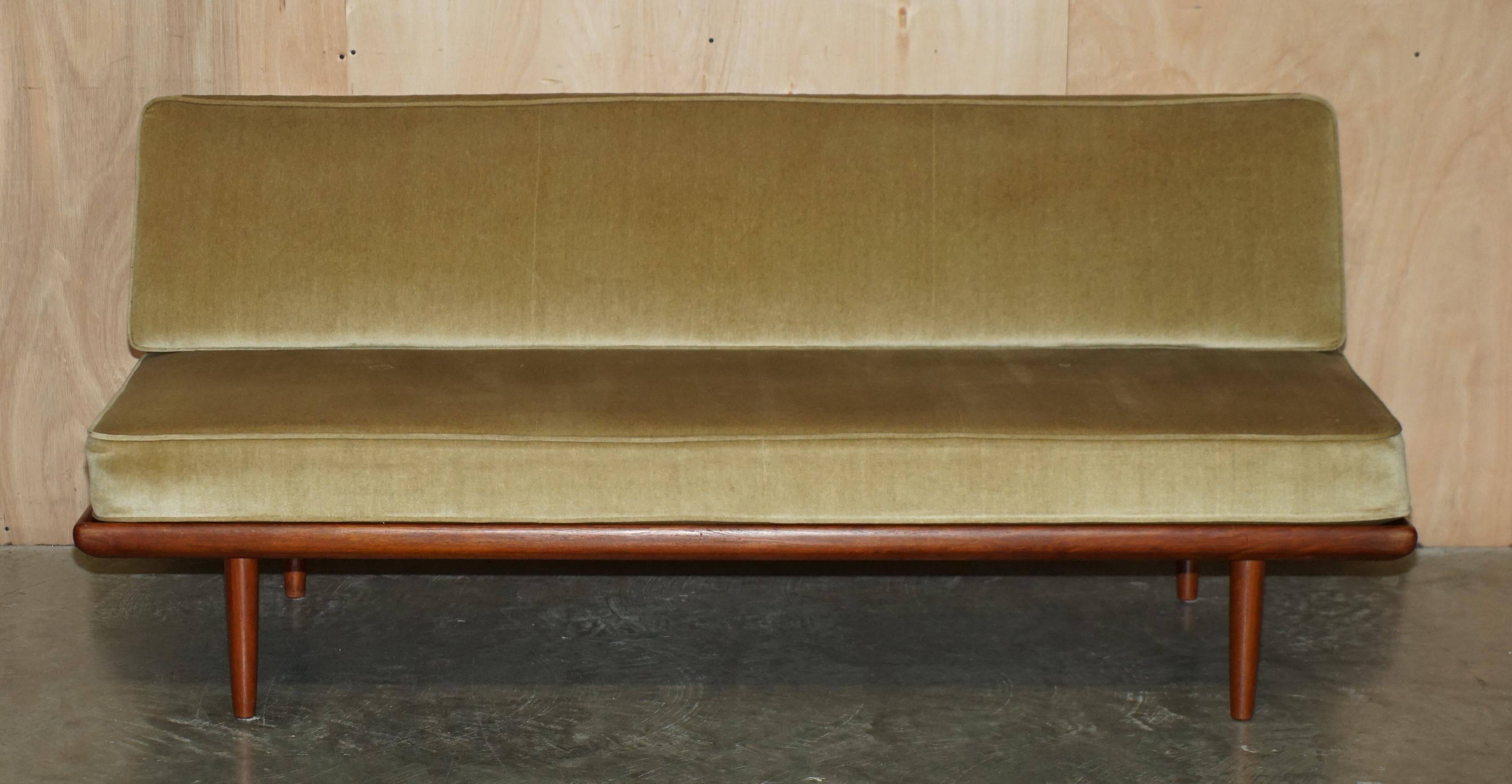 Mid Century Modern Canapé by Pierre Hvidt & Orla Mølgaard Nielsen for France & Son