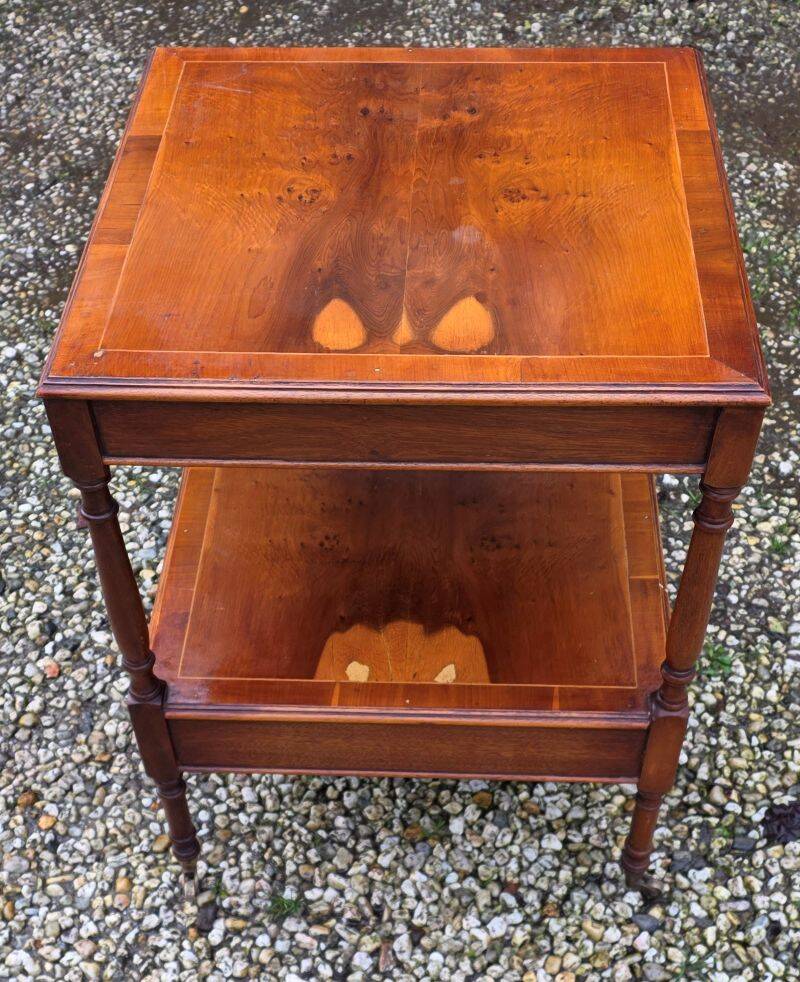 English Nightstand in Varnished Mahogany with One Drawer