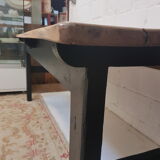 Farm table