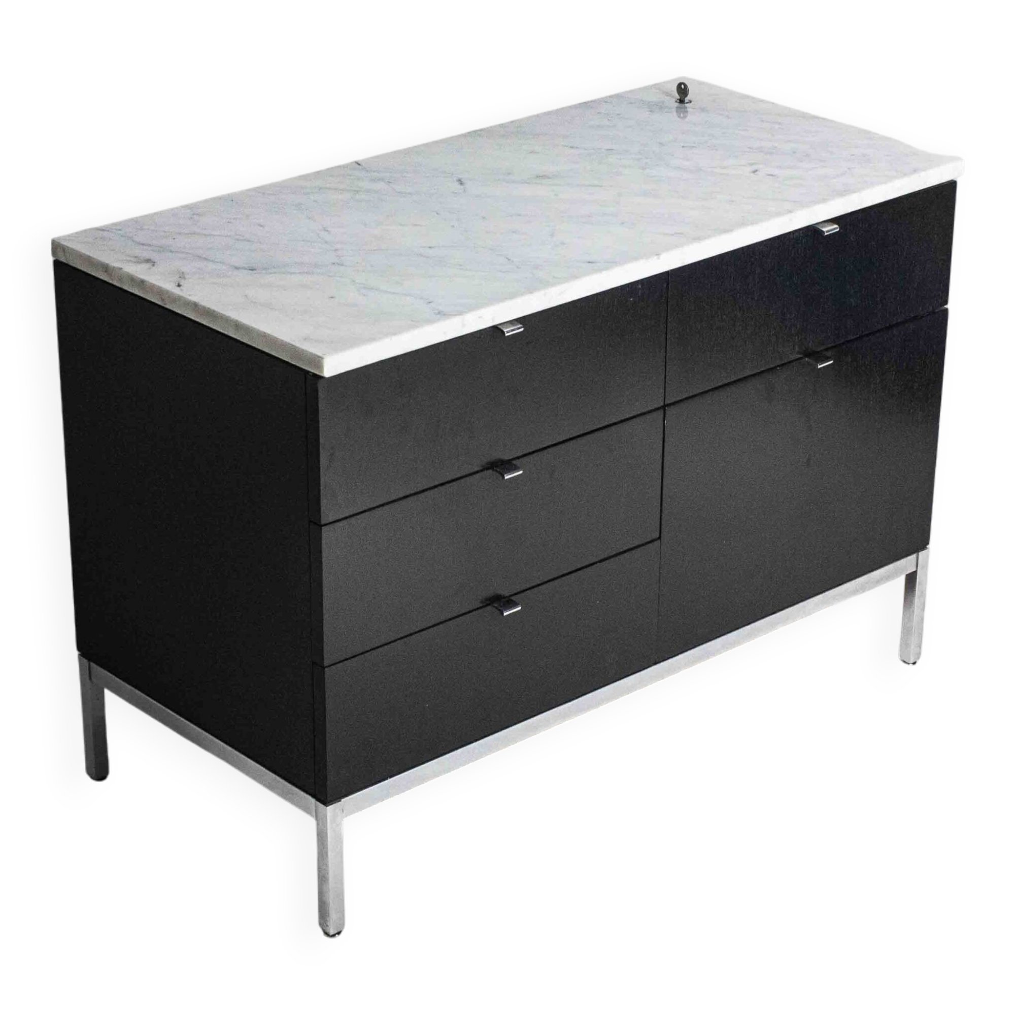 Meuble d'appoint exécutif avec serrure par Florence Knoll, 1970