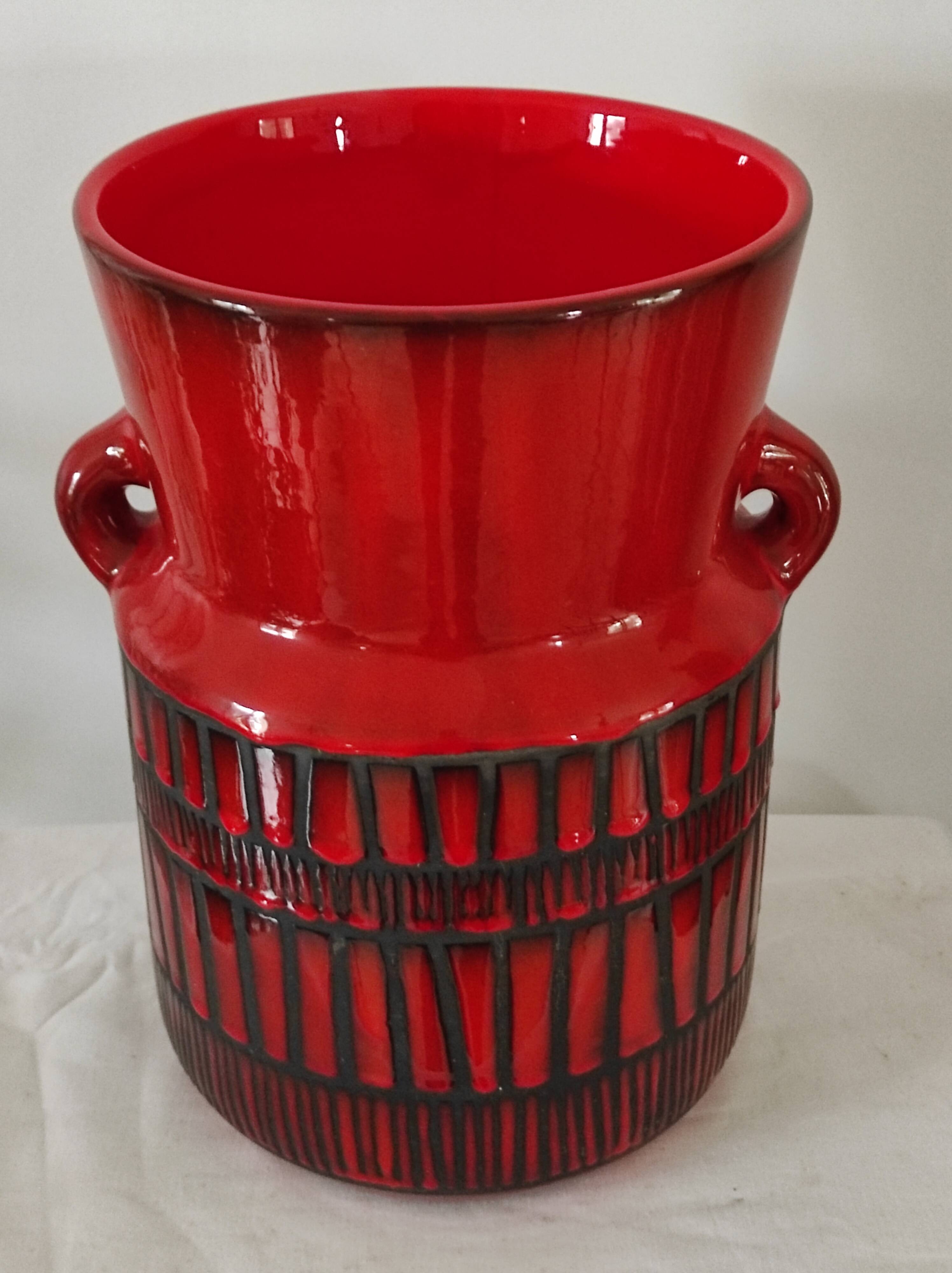 Red vase by Roger Capron circa 1960