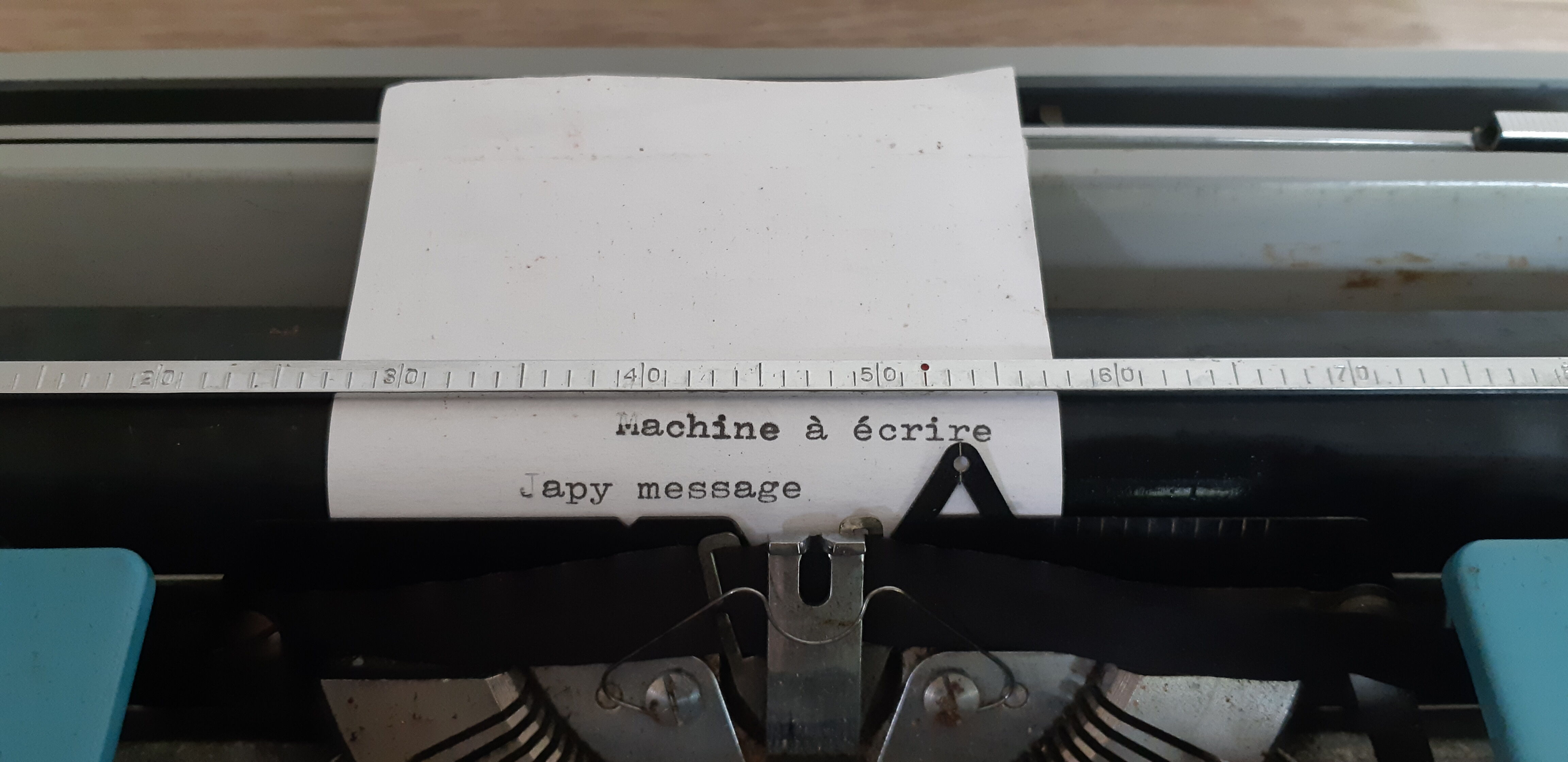 Japy message functional portable typewriter