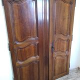 Doors with hinges