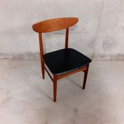 Vintage Danish Scandinavian chair in 60s teak, stamped Dyrlund Denmark