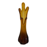 Vase en verre ambré