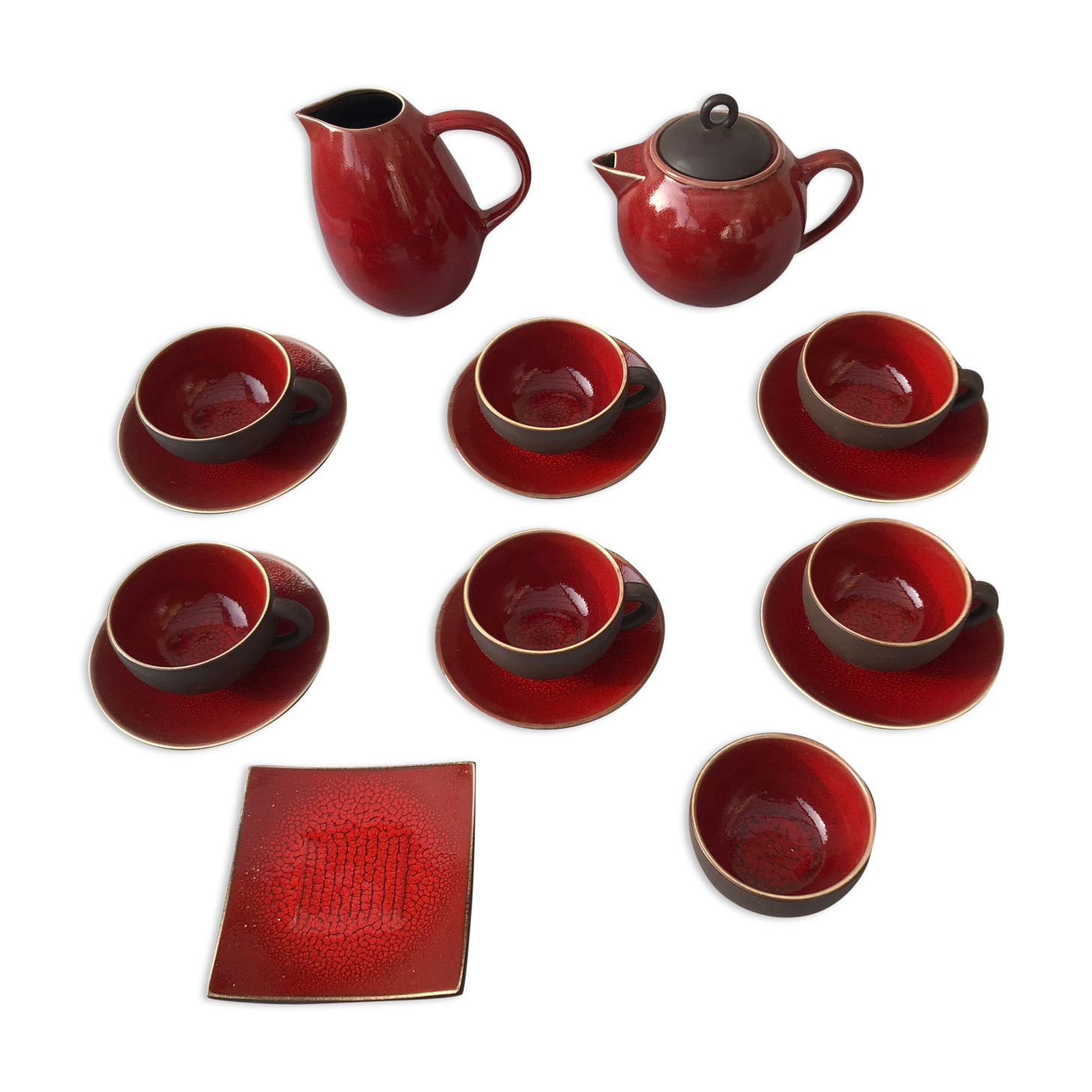 Red tea service