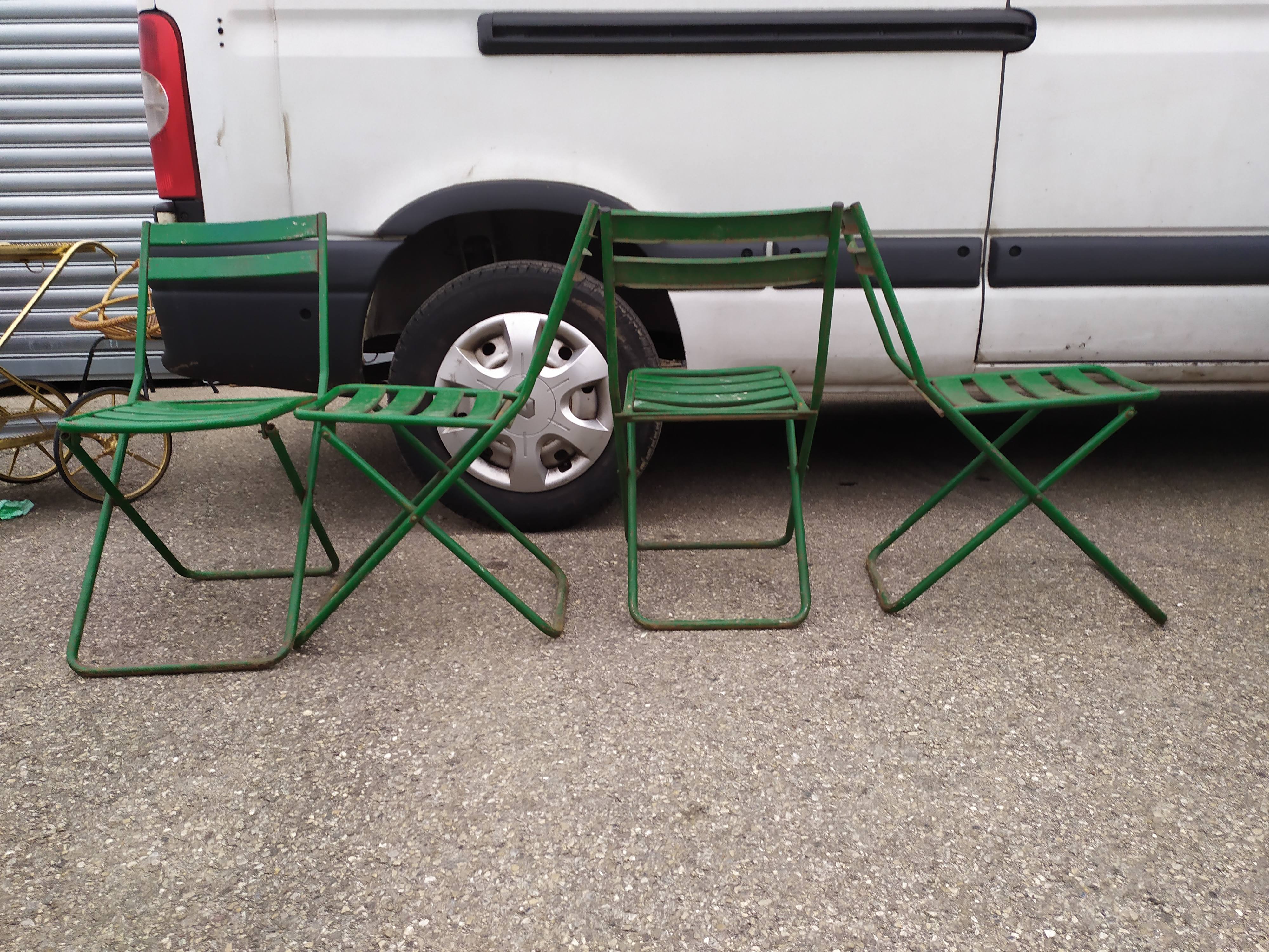 Garden set table and folding metal chairs