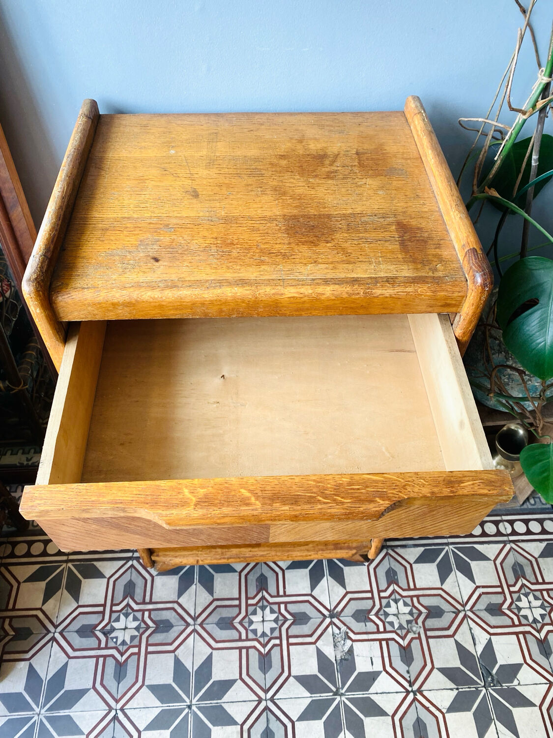 Small wooden chest of drawers from the 1950s.