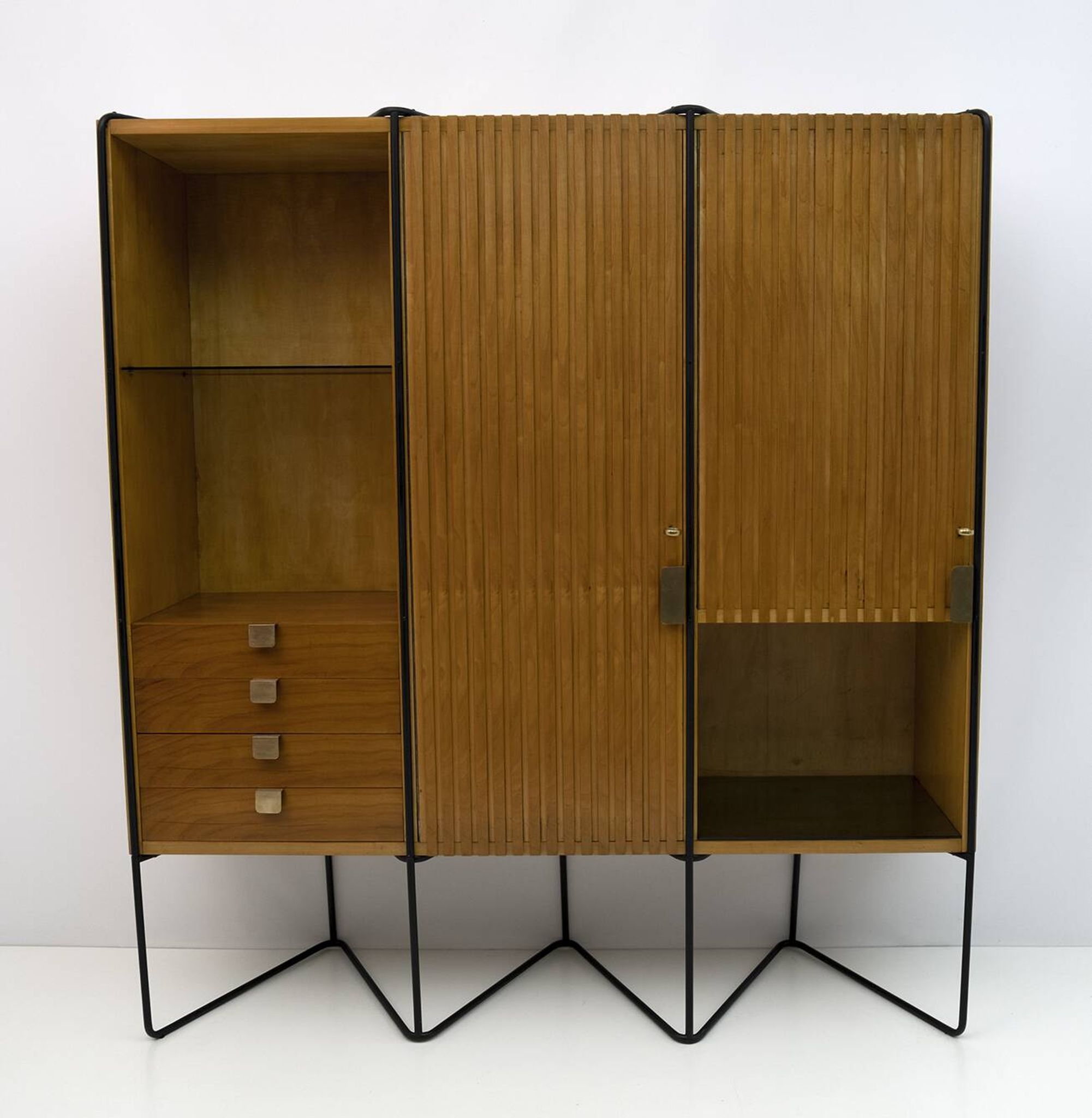 Taichiro Nakai Teak Wall Cabinet by Consorzio La Permanente Mobili, 1950s