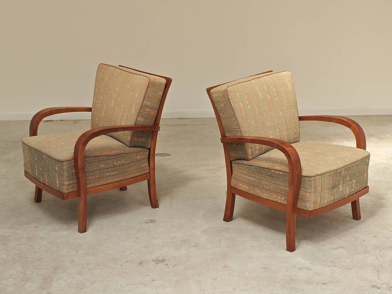 Pair of Krasna Jizba Art Deco solid wood armchairs