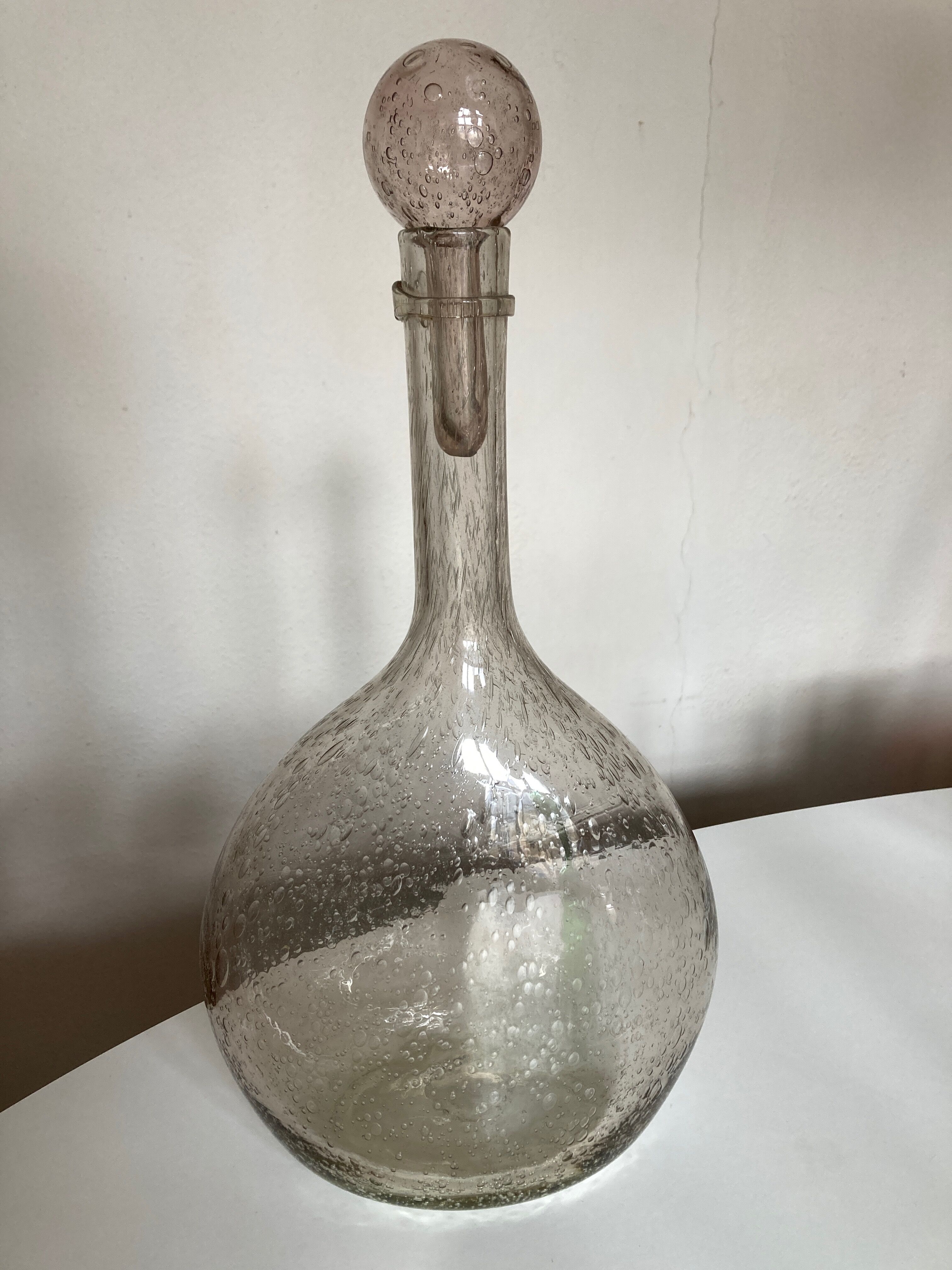 Product BHV XXL bottle in pink bubbled glass sands