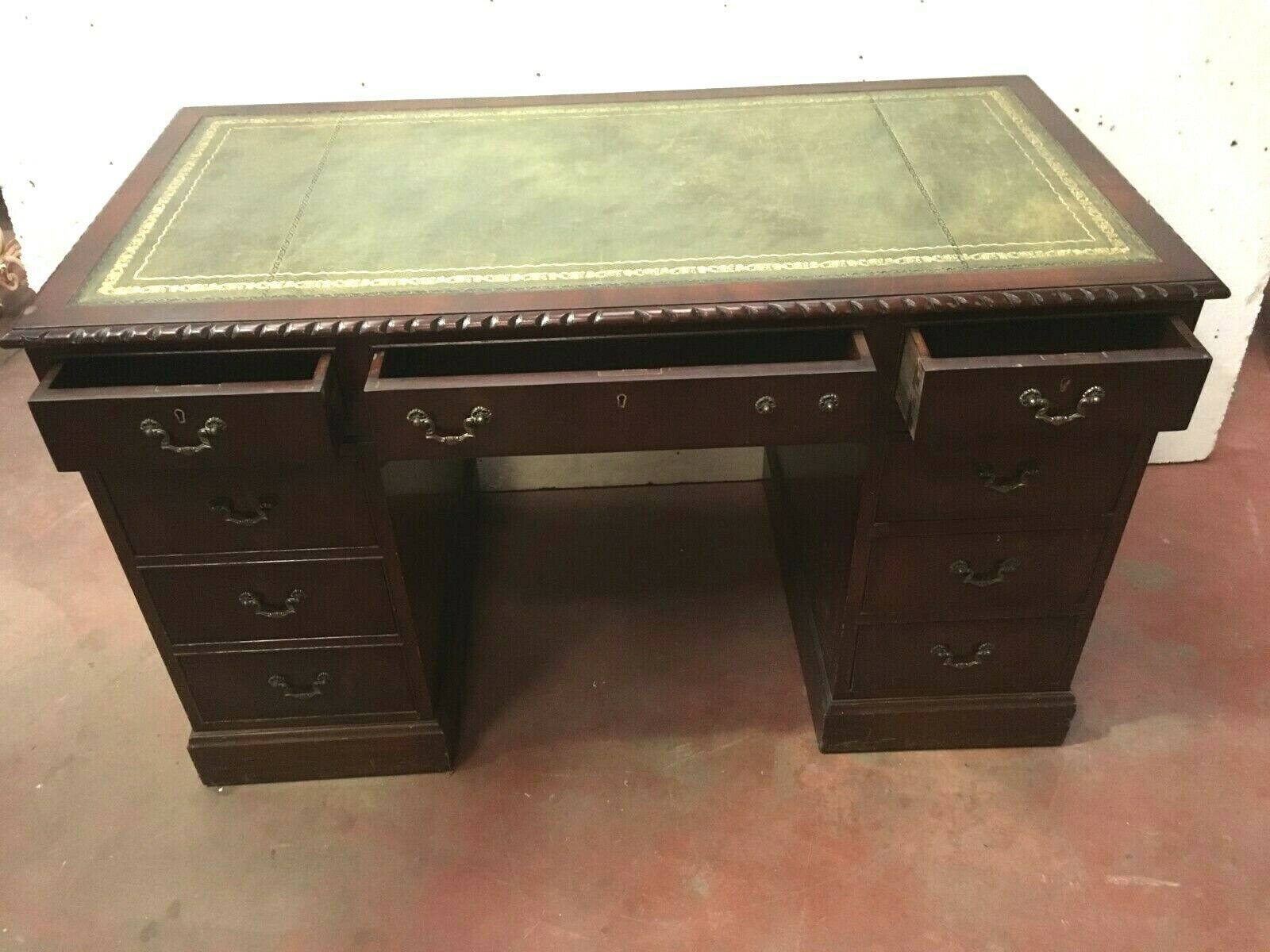 Desk style english mahogany and mahogany flat