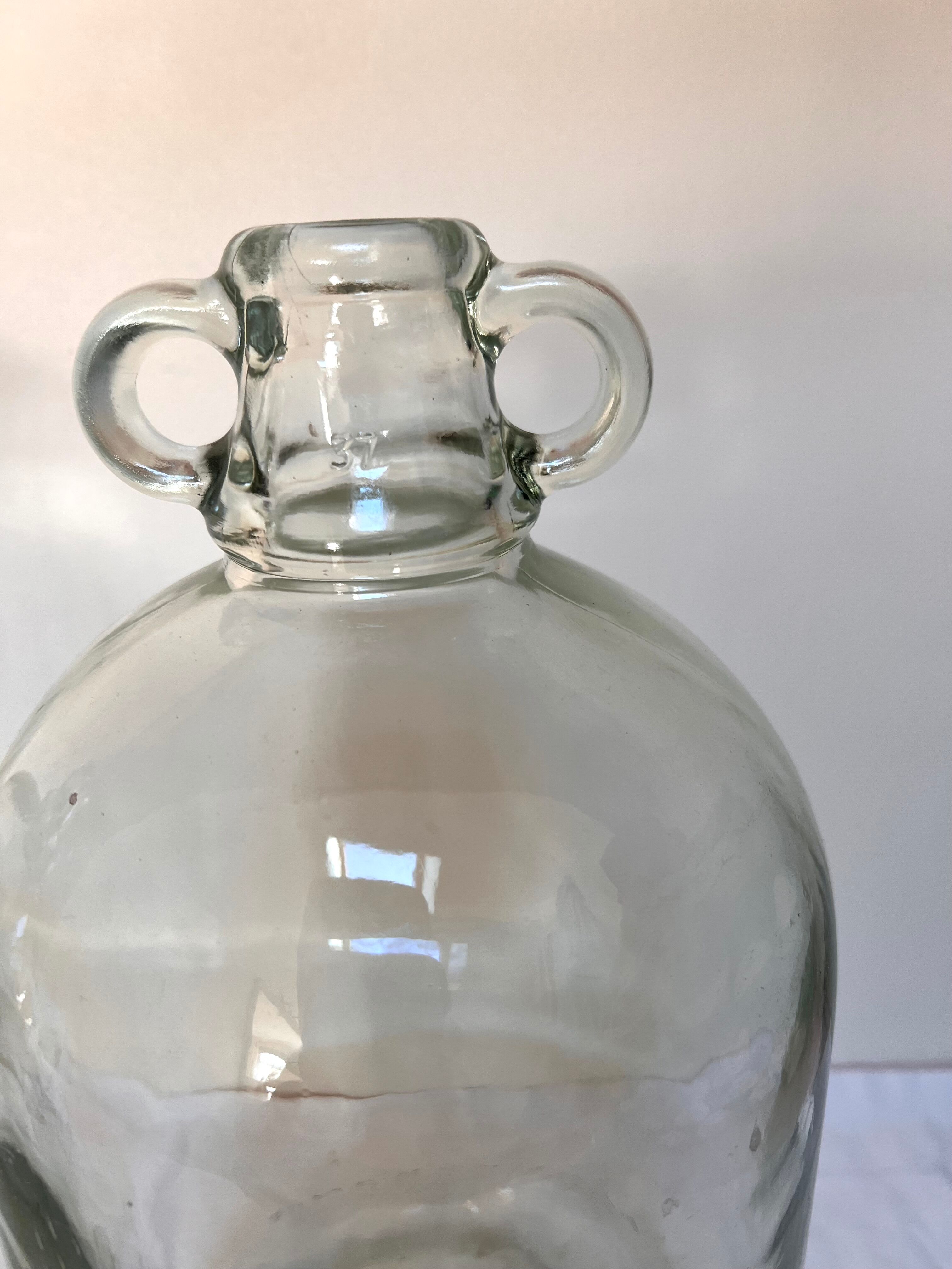 Transparent Lady Jeanne