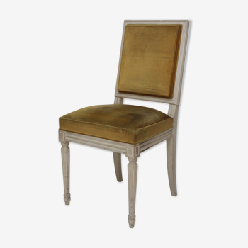 Wooden chair and solid velvet