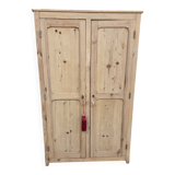 Stripped parisian wardrobe