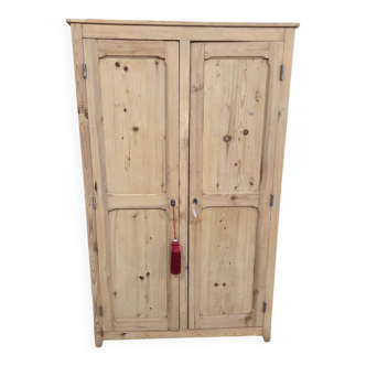 Stripped parisian wardrobe