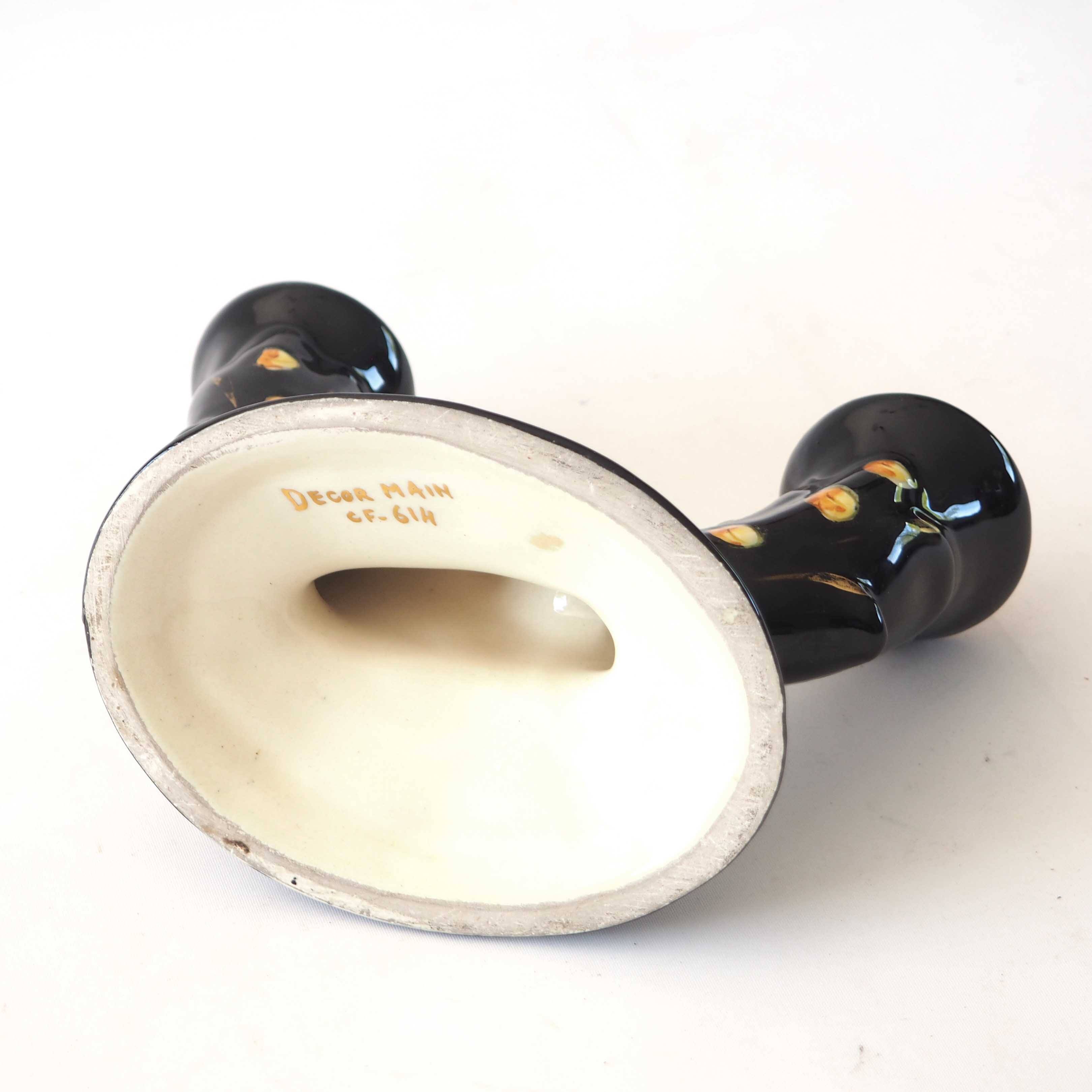 Double ceramic daffodil candle holder