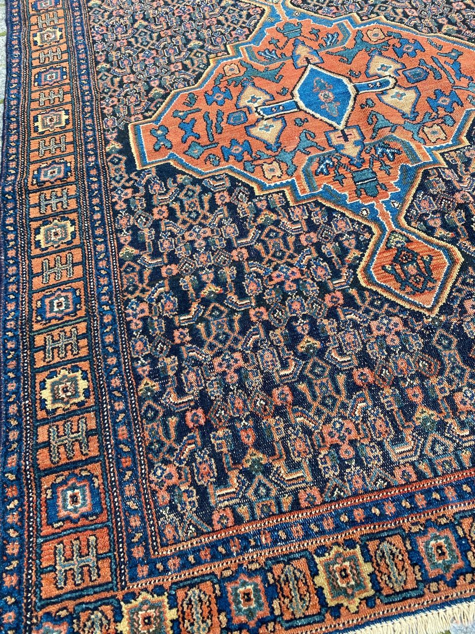 Senneh handmade ancient Persian Oriental carpet 102x139 cm