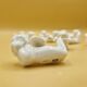 12 porte-couteaux vintage en porcelaine figurant des chérubins