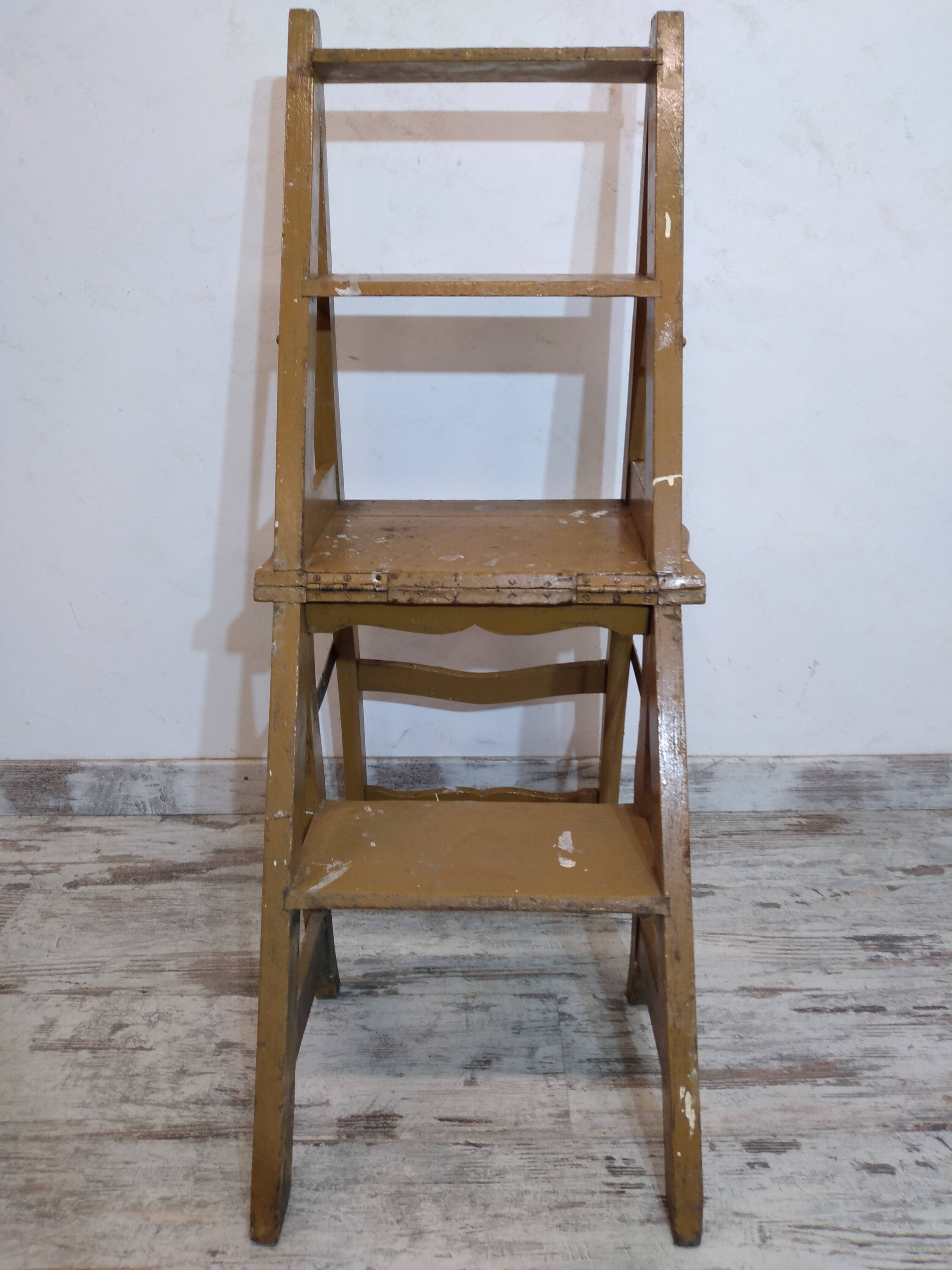 Antique stepladder chair