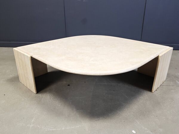 Table basse vintage en travertin de Roche Bobois, 1970