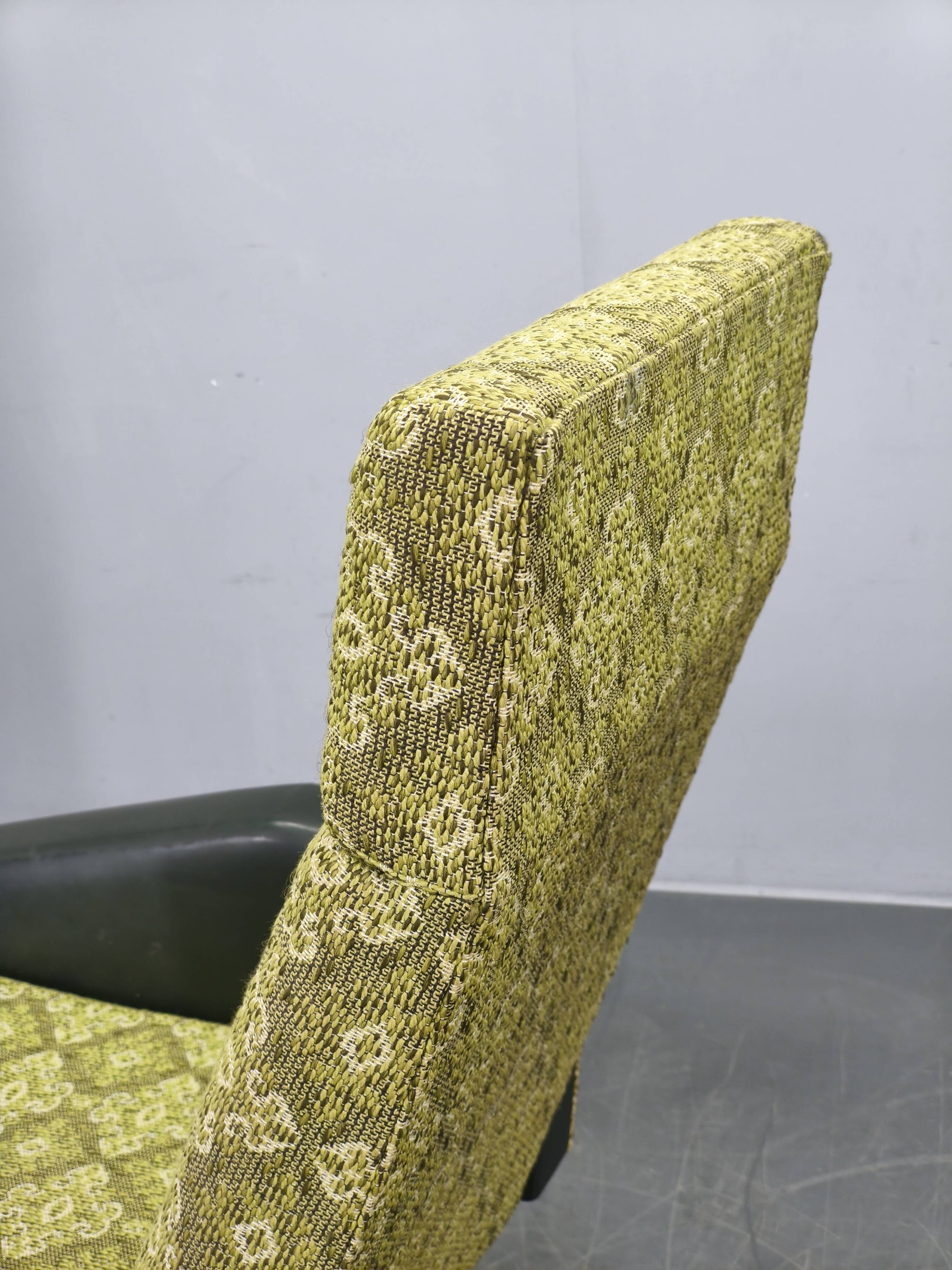 Czechoslovak Mid-Century Reclining Armchair, 1970s