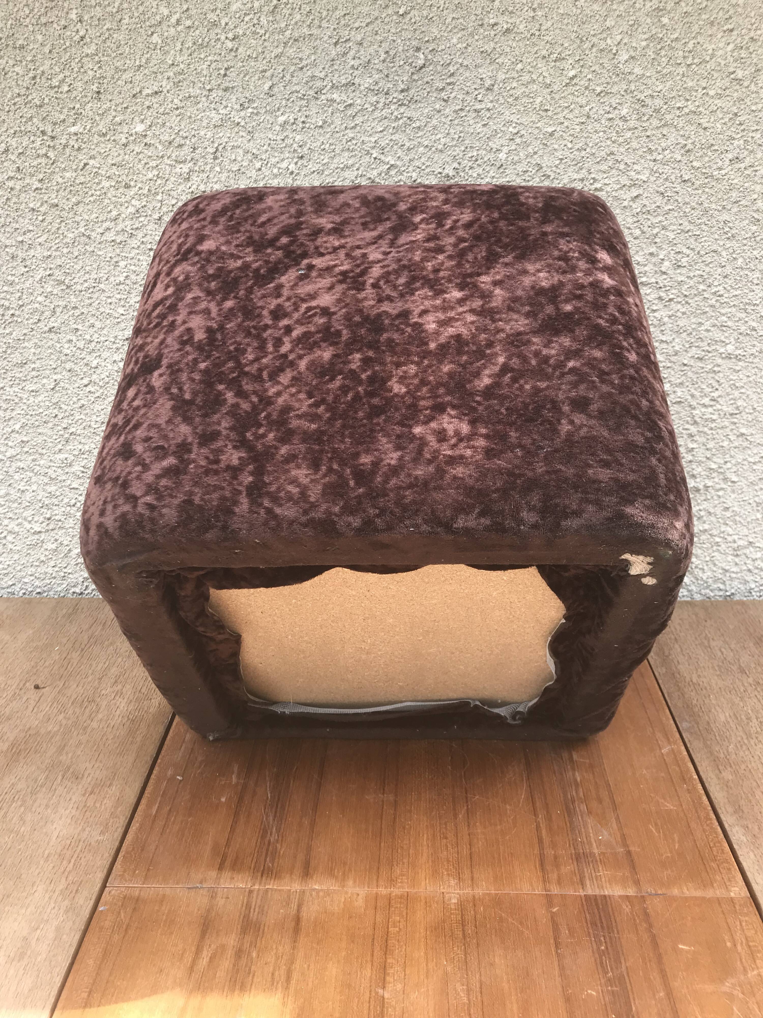 Ancienne table basse tissu velours années 70 vintage