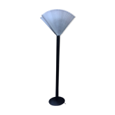 Lampe sur pied butterfly de Tobia et Afra Scarpa, éditée par Flos