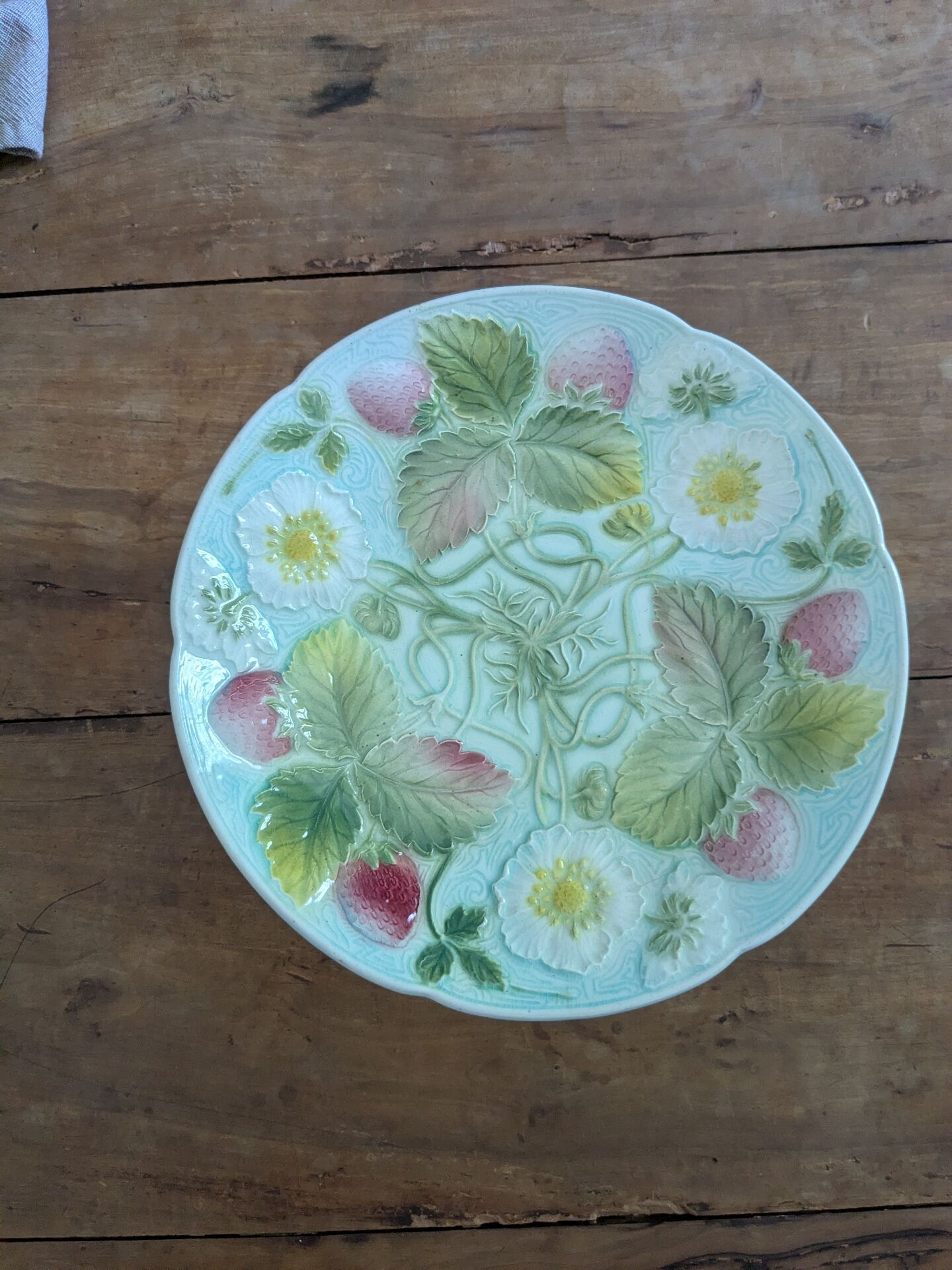 Saint Clément compote dish